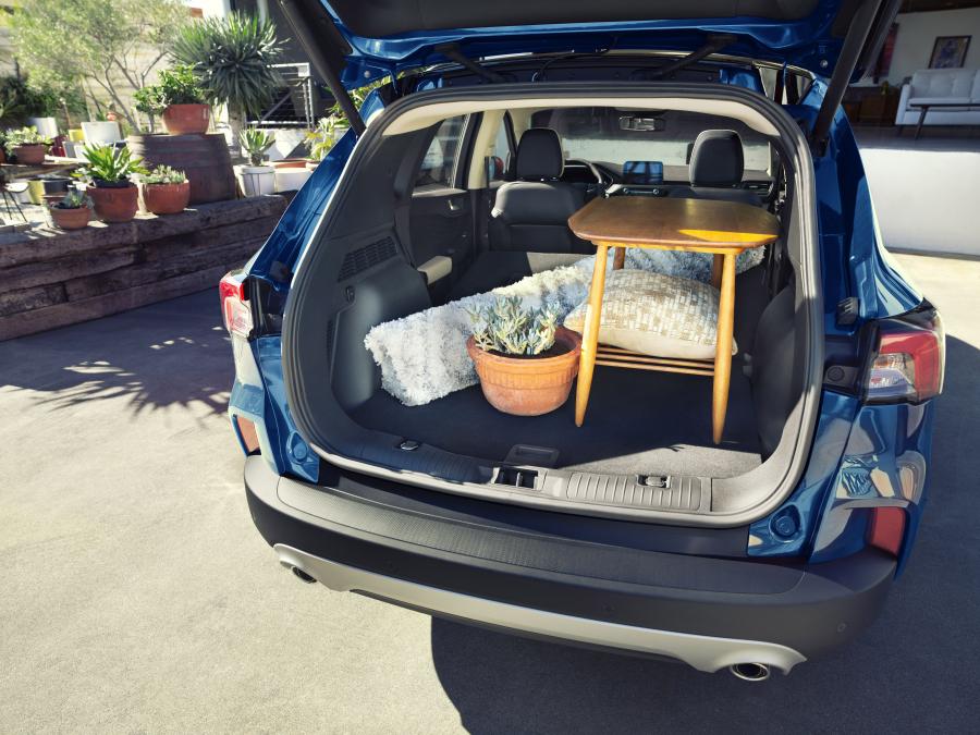 Багажник Ford Escape Hybrid Titanium 2019 года  (NA) (фото 3 из 4)
